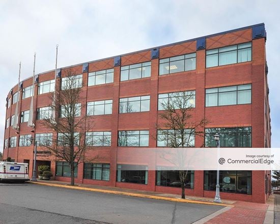 Lakeside Center