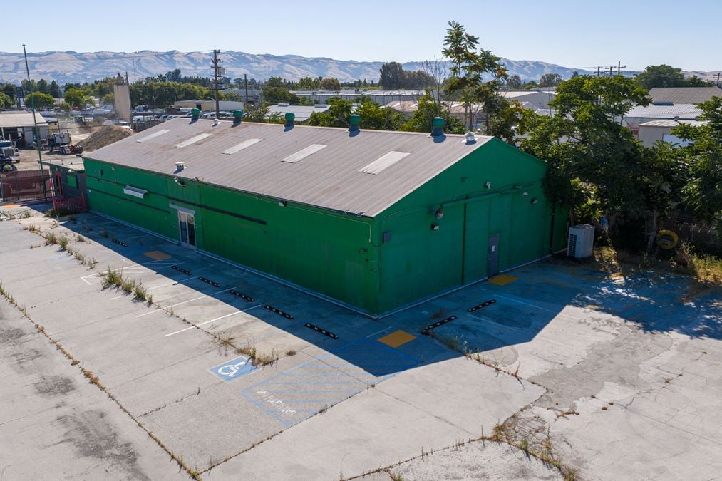 Great Owner User Opportunity on Smith Ave