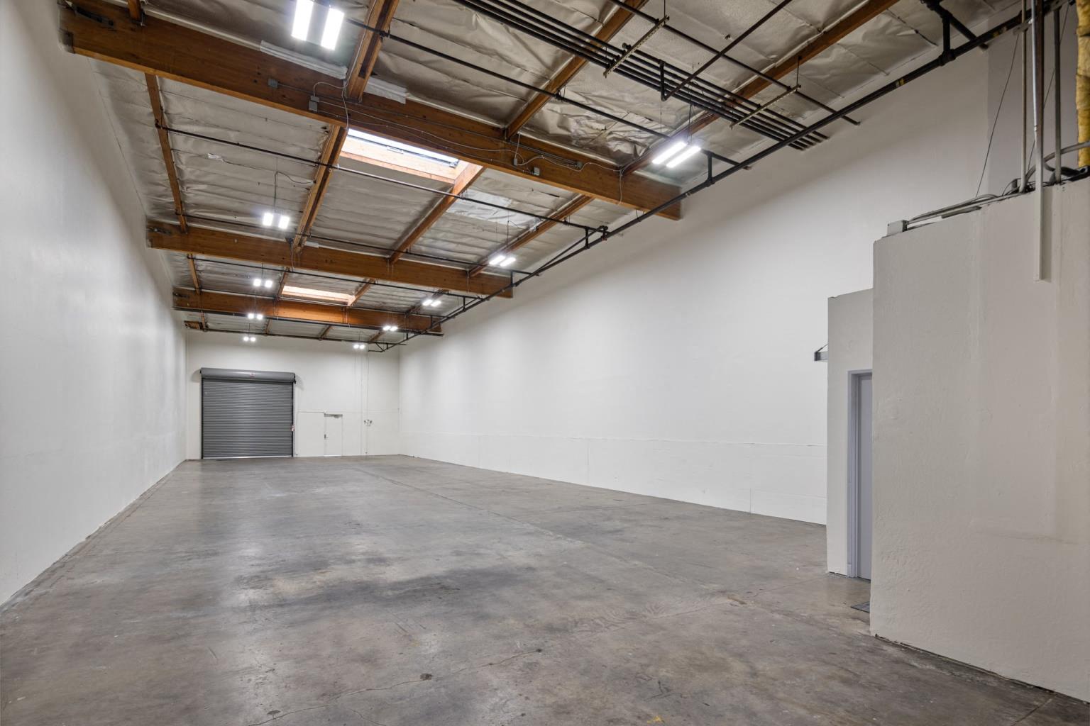 Parkway Commerce Center