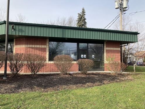 1630 Eggert Rd.