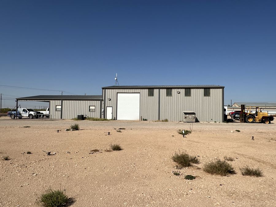 Office/Shop on 4.13 Acres with 15 Trailer Hookups