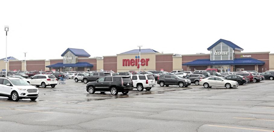 Retail space for Rent at 40445 S. Groesbeck Hwy. in Clinton Twp.