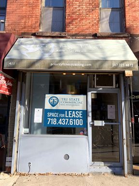 1,000 SF | 411 7th Ave | Retail Space For Lease