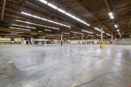 Industrial space for Sale at 16727 Chicago Ave in Lansing