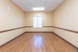 37 Professional Parkway - Medical & Professional Offices