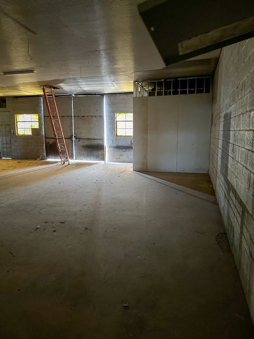 403 W Central Ave