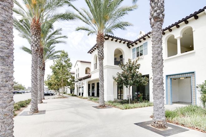 END-CAP NEWLY BUILT RETAIL | Camino Tierra Santa Nr 101 Highway