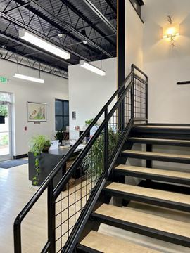 2000 W Hamilton Pl