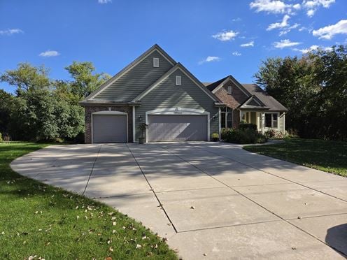 W193S6794 Hillendale Drive