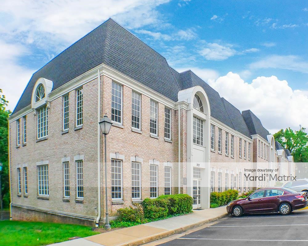 Fairfax Commons - 3911 Old Lee Hwy | Office Building