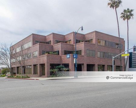 Office space for Rent at 8840 Wilshire Blvd in Beverly Hills