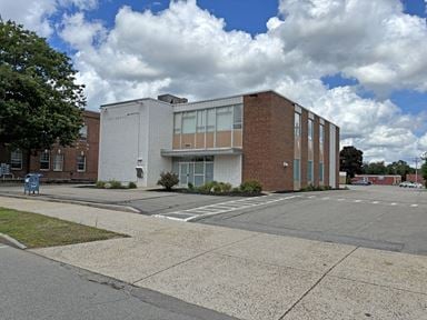 66 S Main St