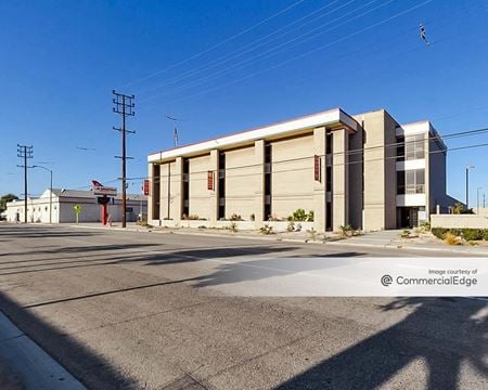 Industrial space for Rent at 8911 Aviation Blvd in Los Angeles