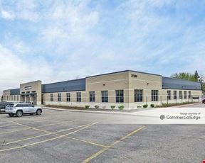 Redford Plaza - 27260 Plymouth Road