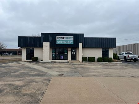 Retail space for Rent at 7500 Broadway Ext in Oklahoma City