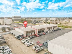 Spacious Suite just seconds from I-10 and N Causeway