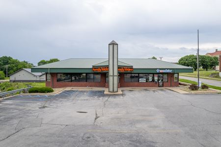 Retail space for Rent at 206 N. Western St. in Mexico
