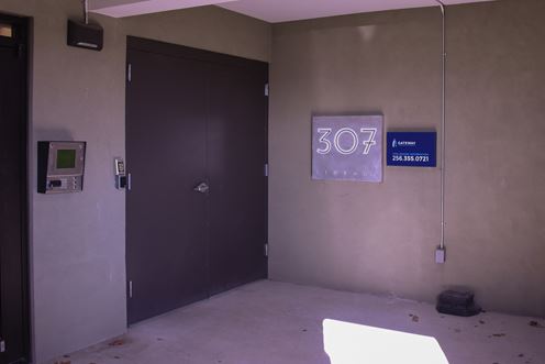 Storage on 2nd Ave