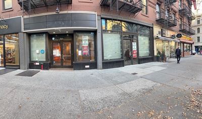 2193 Broadway