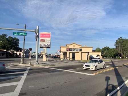 Photo of commercial space at 3609 Henderson Blvd in Tampa