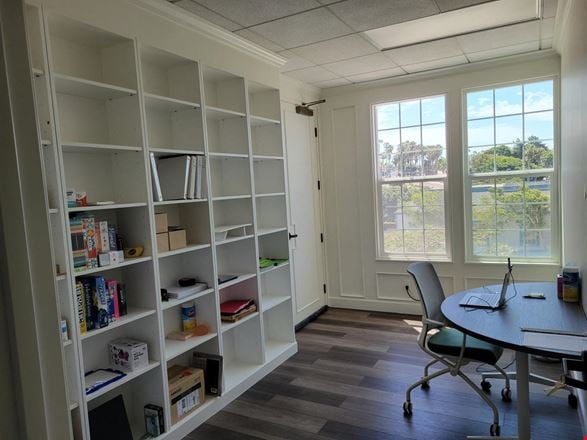 Redondo Beach Pier Plaza Professional Offices