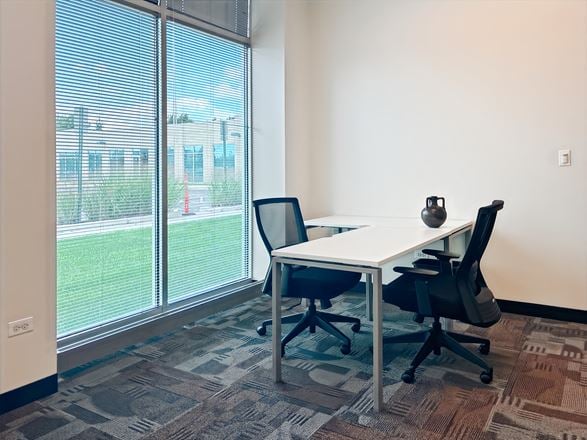 Regus - Hoffman Estates - Prairie Stone Pkwy