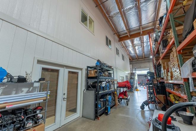 99-1245 Halawa Valley Street