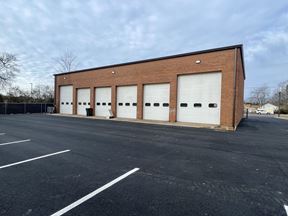 Six Bay Shop Building for Sale/Lease: Former Bennett's Front End Service