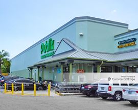 Colonial Plaza Shopping Center