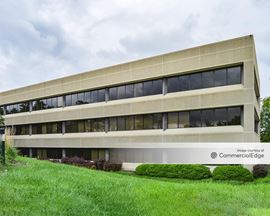 Holmes Corporate Center I