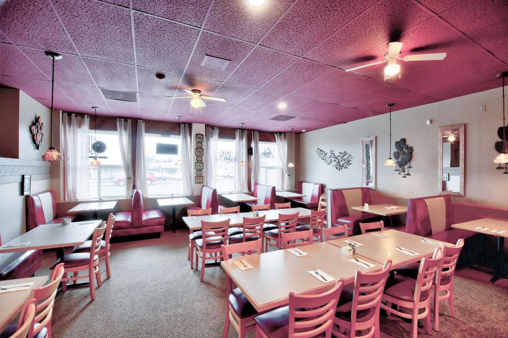 126 E Pioneer Avenue, Montesano Retail Space For Sale