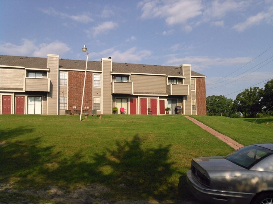 MultiFamily For Sale at 100 East Cedar Creek Drive CommercialSearch