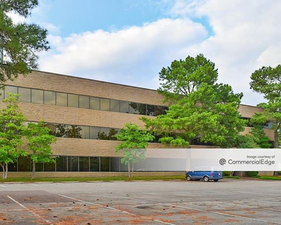 Ridgeway Center - 965 Ridge Lake Blvd