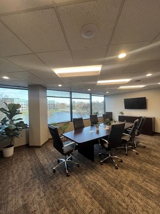Office for Sublease in Innsbrook