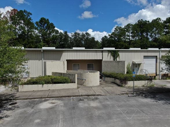 2525 Lloyd Road
