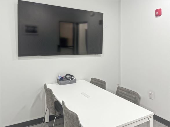 Regus - Largo - East Bay Dr