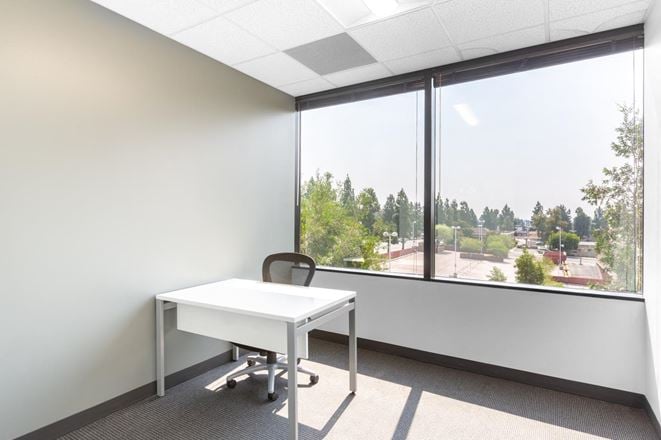 CA, Burbank - Burbank Business District