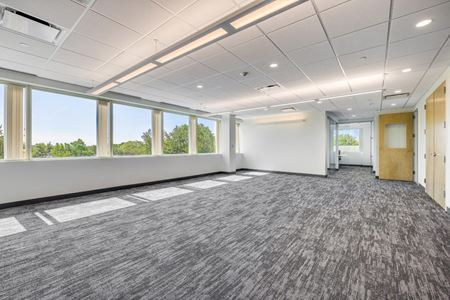 304      Space Photo Gallery 1