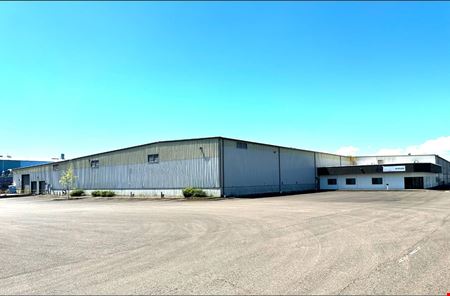 Photo of commercial space at 3030 Calapooia St SW in Albany