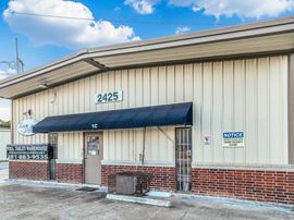 2421 Greens Rd