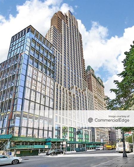 Retail space for Rent at 25 Park Row in New York