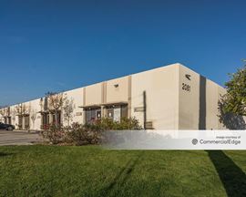 Raincross Business Center