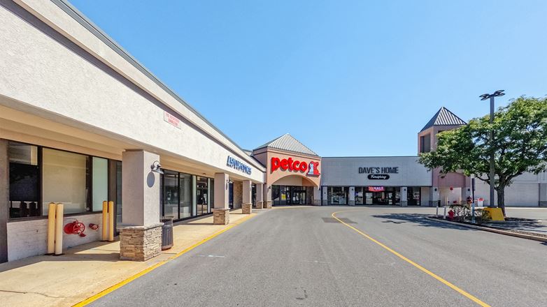The Shops at Bethlehem