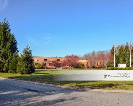 Industrial space for Rent at 510 Ryerson Road in Lincoln Park