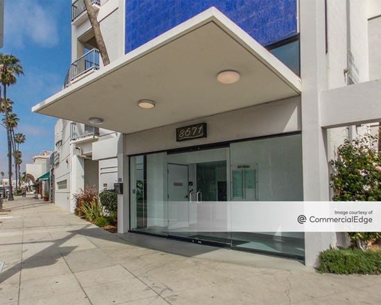 8671 Wilshire Blvd