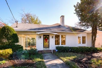 3079 East Shadowlawn Ave