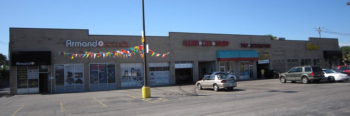 4609-4621 W Belmont Ave
