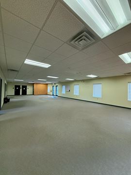 430 Montbrook Ln