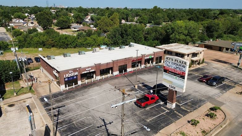 JCT'S Plaza
