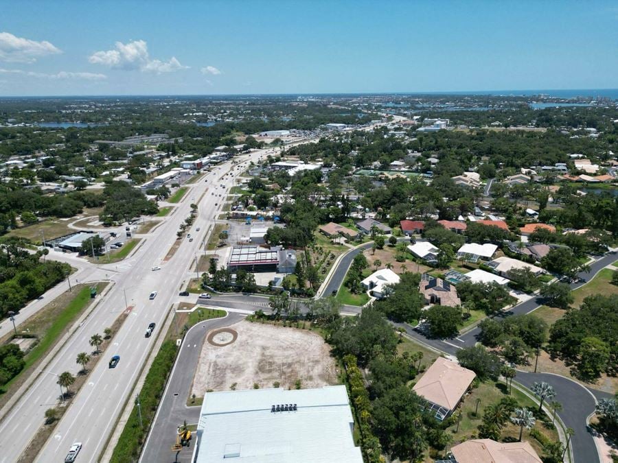 831 North Tamiami Trail